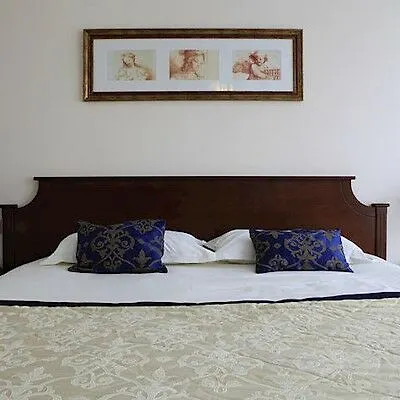 Amiral Hotel Paris