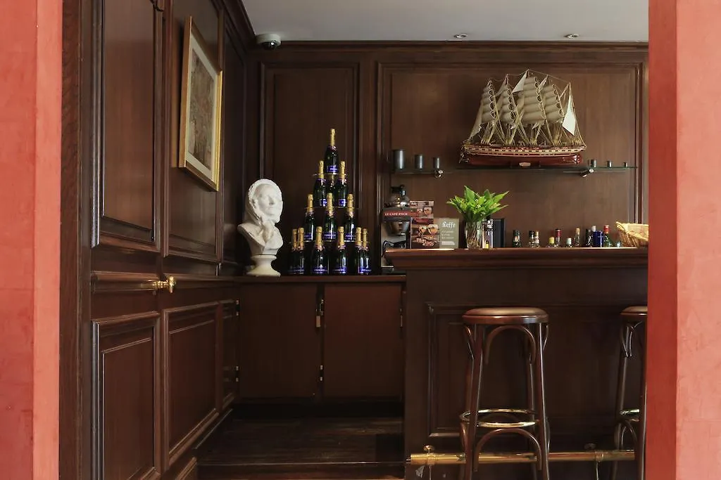 Amiral Hotel Paris 4*,  France