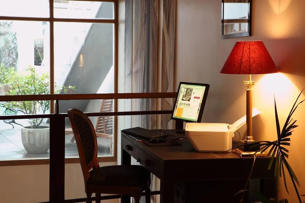 Amiral Hotel Paris 4*,  France