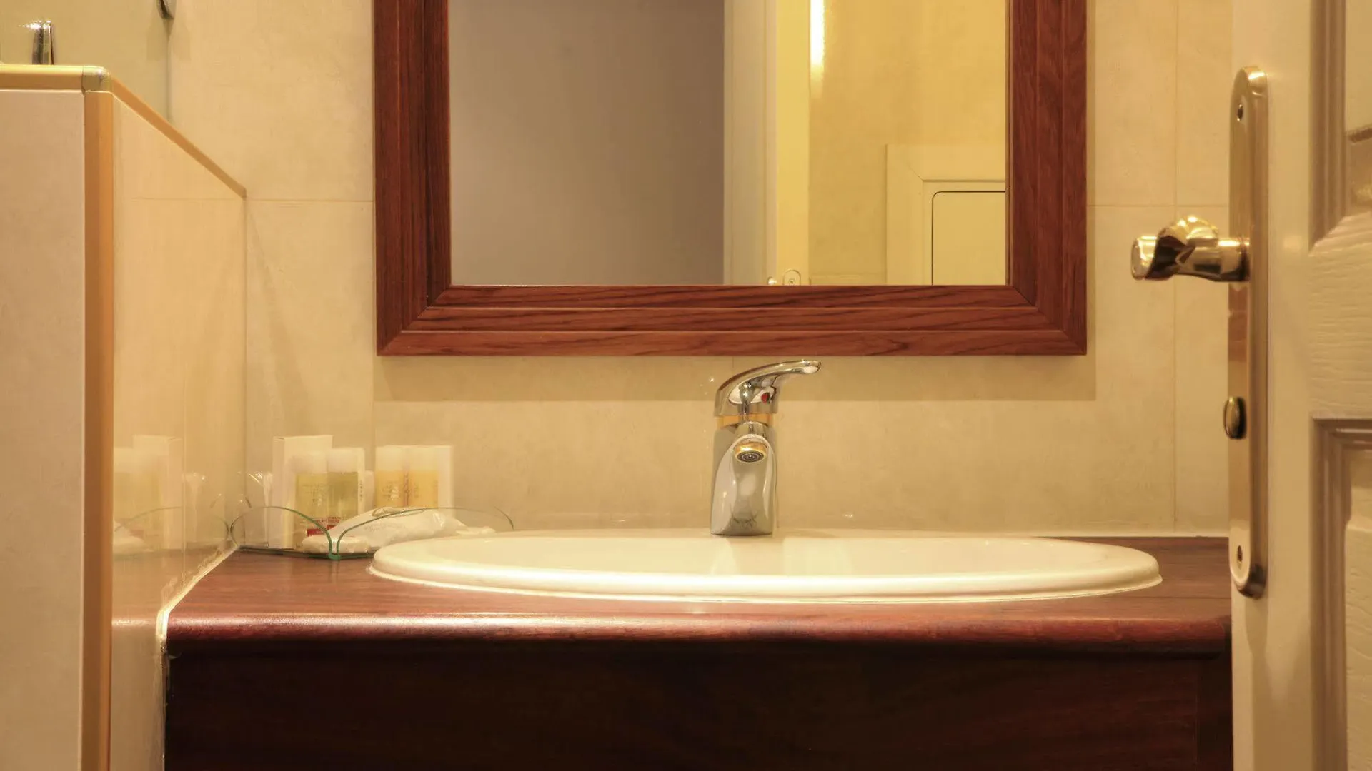 Amiral Hotel Paris France