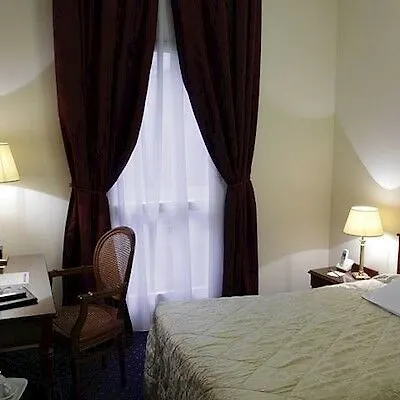 Amiral Hotel Paris 4*,  France